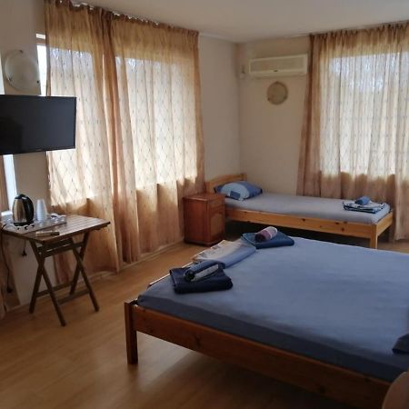 Guest House "Zora - Sarafovo" Burgas Exteriör bild