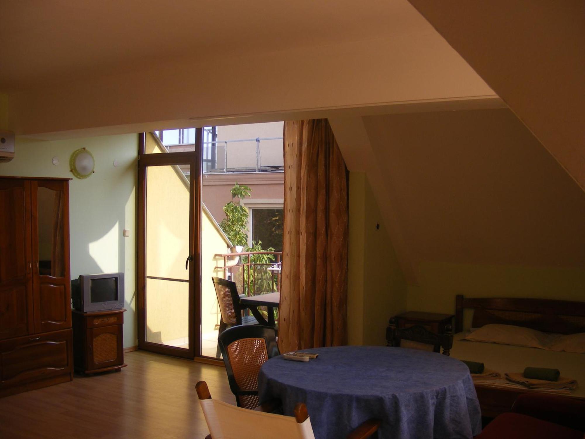 Guest House "Zora - Sarafovo" Burgas Exteriör bild